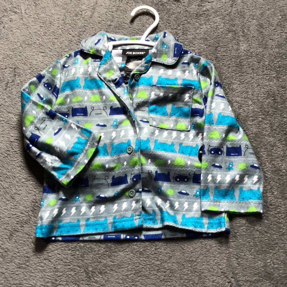 NEW 18 month PJ Set 💙